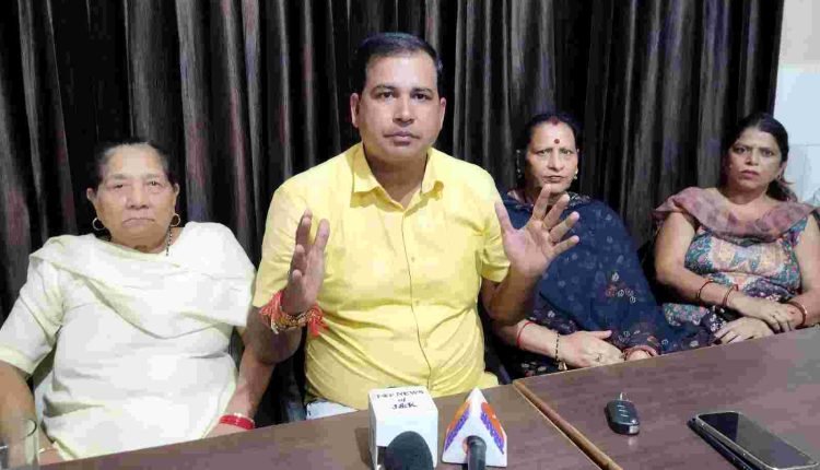 Amit Kapoor Calls Out BJP Leaders for Alleged Collusion with LG, Sparks Outcry in Jammu and Kashmir