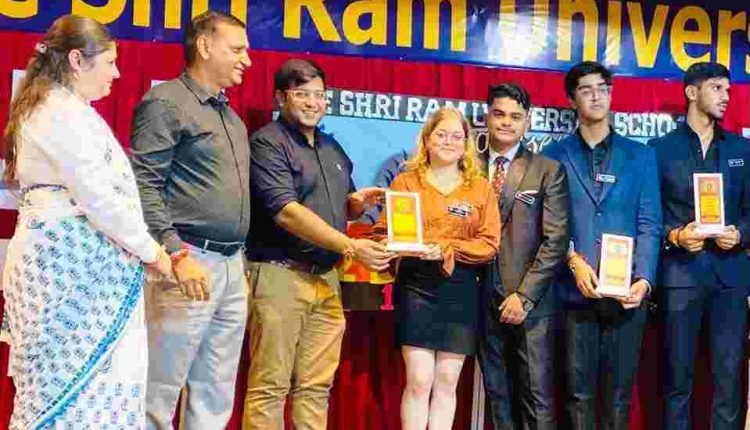 DC Samba calls for promoting exchange of ideas among young generation