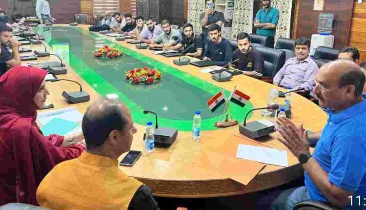 Director Agriculture inaugurates 07 days DLTP on Scientific Beekeeping  under (NBHM)