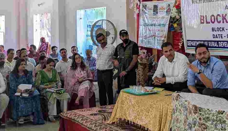 DDC Jammu chairs public outreach camp at Mishriwala
