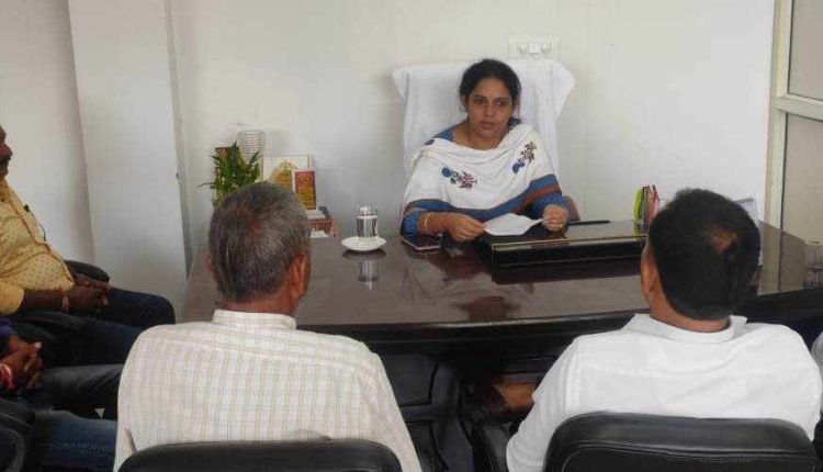 Vice Chairperson DDC Udhampur meets public Delegations