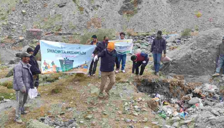 Tourism Dept. Kargil, RD&PRD conduct cleanliness drive at Sapi village 