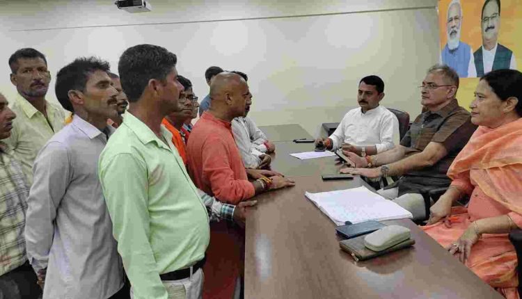 Establish Kissan Mandis at easily accessible spots: Kavinder