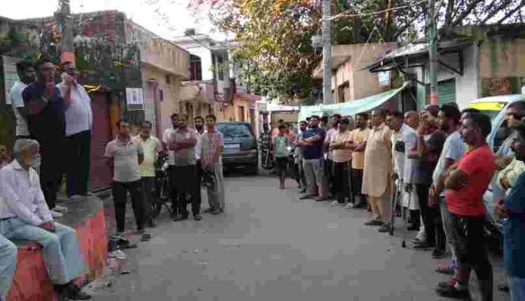 Bahu Fort residence stage massive stage protest against Jal Shakti, PDD