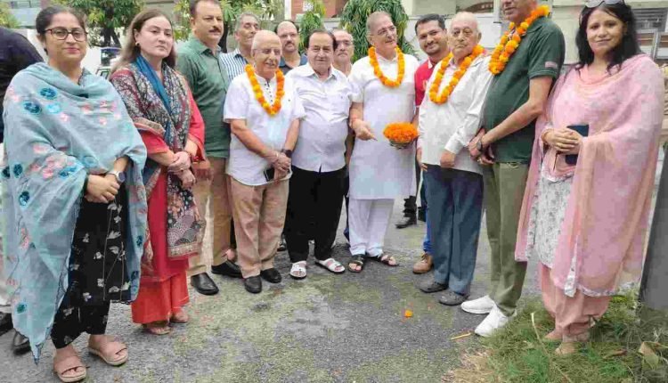 Centre paying focused attention to J&K: Kavinder 