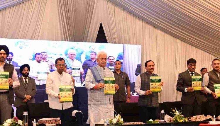 Lt Governor inaugurates week-long ‘GI Mahotsav’ at Srinagar