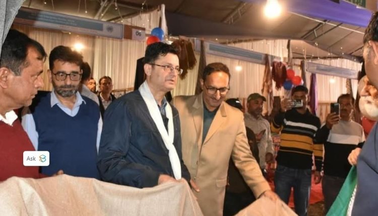 14 Days State Handloom Expo (Hathkargha Mela) held at Pahalgam
