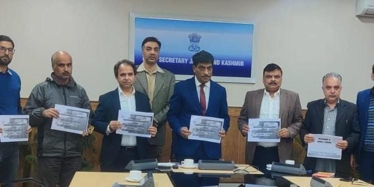 Chief Secretary releases School ranking, Teacher grading report