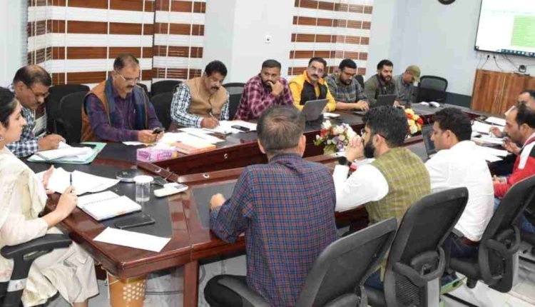 DC Udhampur holds CLU meeting, approves 10 cases