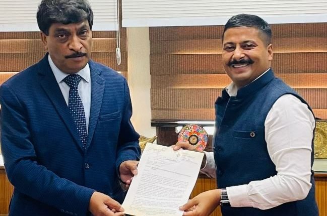 Gaurav Gupta's Key Demands for Jammu's Holistic Development Presented to Chief Secretary Dr. Mehta