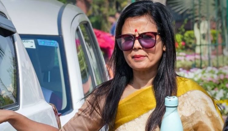 Ethics Committee to Investigate 'Bribe-for-Query' Allegations: Lok Sabha Speaker Refers Complaint Against TMC MP Mahua Moitra