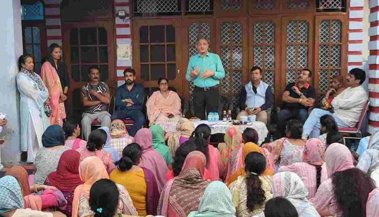 BJP Govt committed to address people’s problems on priority: Kavinder