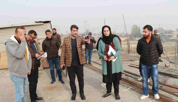 DC Srinagar conducts whirlwind tour of the City; inspects progress of major developmental projects