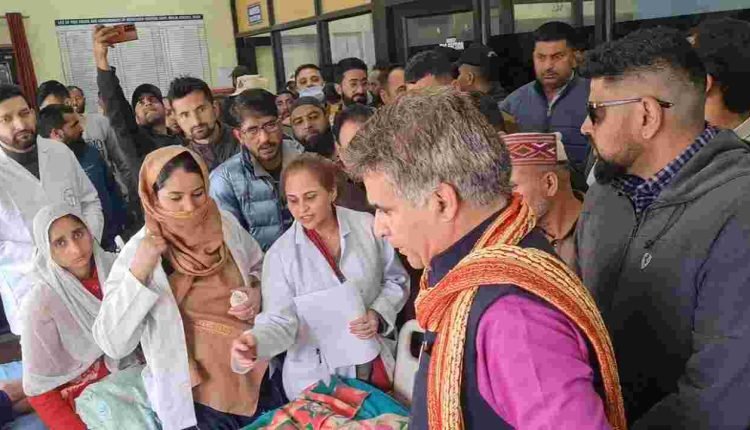 BJP President visited Doda, met the families of accident victims