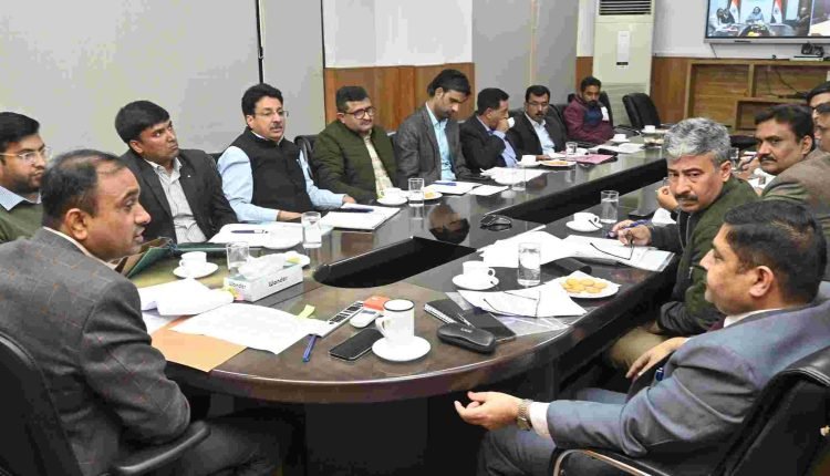 Div Com Jammu reviews land issues for Development of Industrial Estates in districts