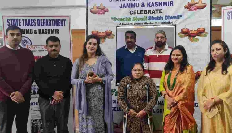 Dr Rashmi Singh joins Swachh Diwali campaign, pledges for eco-friendly celebration, inaugurates library ‘Sadhana’