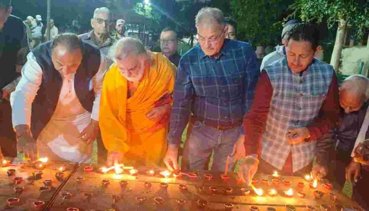 Nation shall remain eternally indebted to its martyrs: Kavinder 