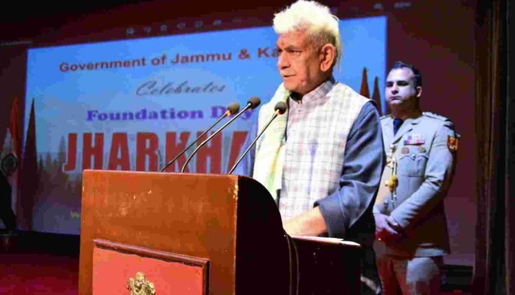 Jharkhand Foundation Day observed in a solemn ceremony at Raj Bhavan Srinagar