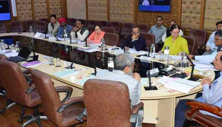 Advisor Bhatnagar chairs 21st BoDs meet of JKBOCWWB