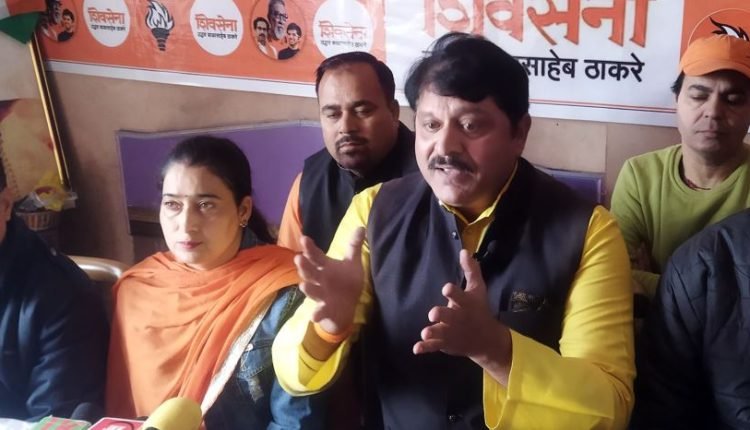 Shiv Sena accuses the Central for step-motherly treatment with J&K