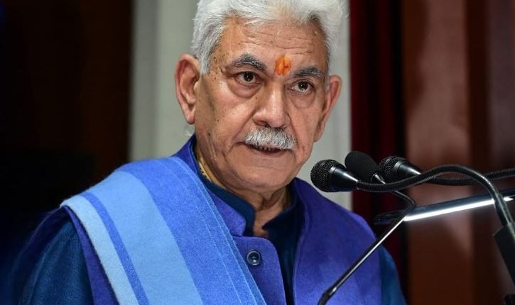 Awaam Ki Awaaz: Lt. Governor Manoj Sinha Acknowledges Citizen Suggestions for J&K's Development