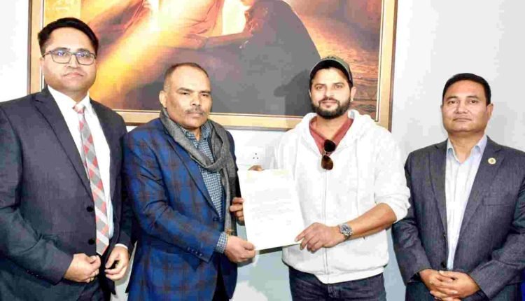 CEO presents Suresh Raina as Youth voter awareness Ambassador of J&K