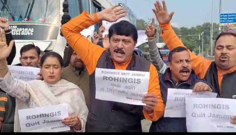 Shiv Sena protest strongly demanding to push Rohingis out of Jammu