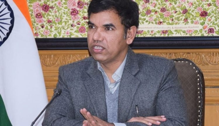 Water Transport will be additional mode of public transport: Div Com Kashmir