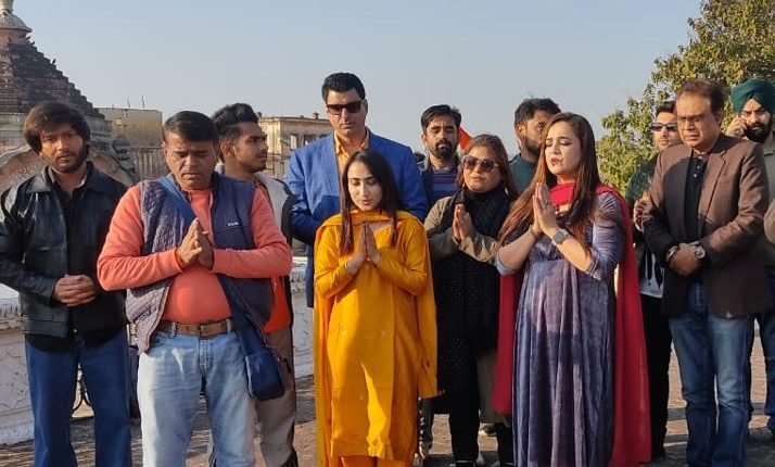 Shahid Kazmi expresses delight in taking J&K actors in historical movie