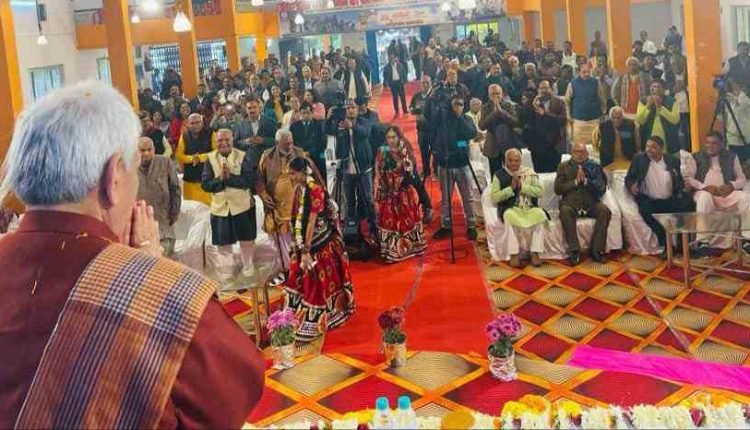 Lt Governor addresses commemorative event at Jagatpur PG College, Varanasi