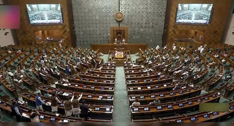 Landmark Legislative Moves: Lok Sabha Greenlights Bills Extending Women's Quota to Puducherry and Jammu and Kashmir Assemblies