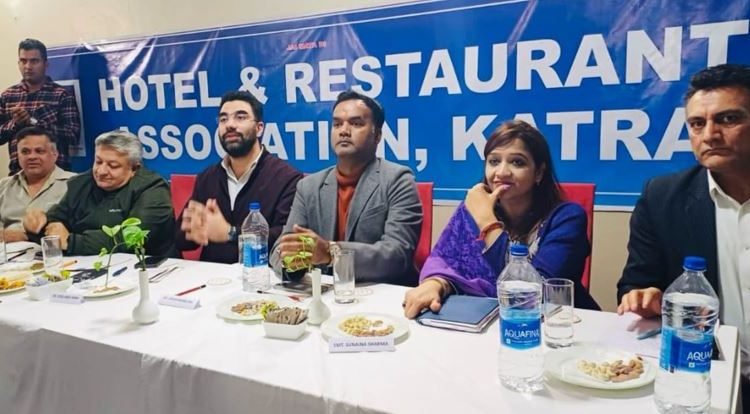 Secretary holds interactive session with Maharashtra Tour Organisers Association, tourism stakeholders in Katra