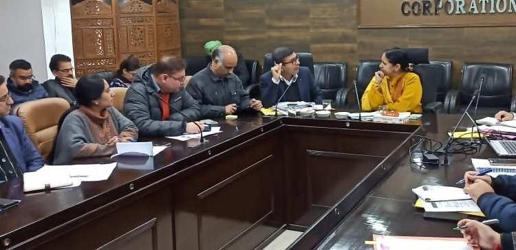 Mandeep Kaur reviews functioning of Jammu Municipal Corporation, Jammu Smart City Limited