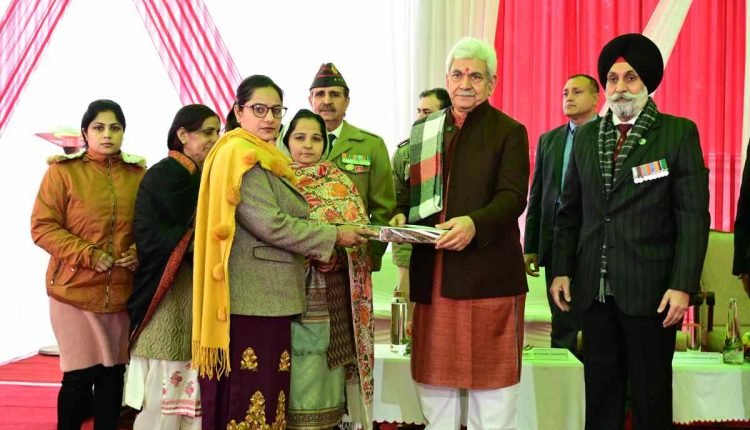 Lieutenant Governor Manoj Sinha Pays Tribute to Armed Forces Heroes on Veterans’ Day