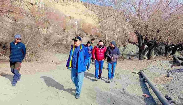 SDM Shakar Chiktan reviews Republic Day arrangements