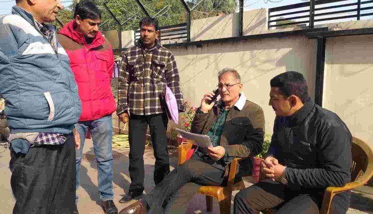 Kavinder, Pathania listens to the public grievances at BJP headquarters