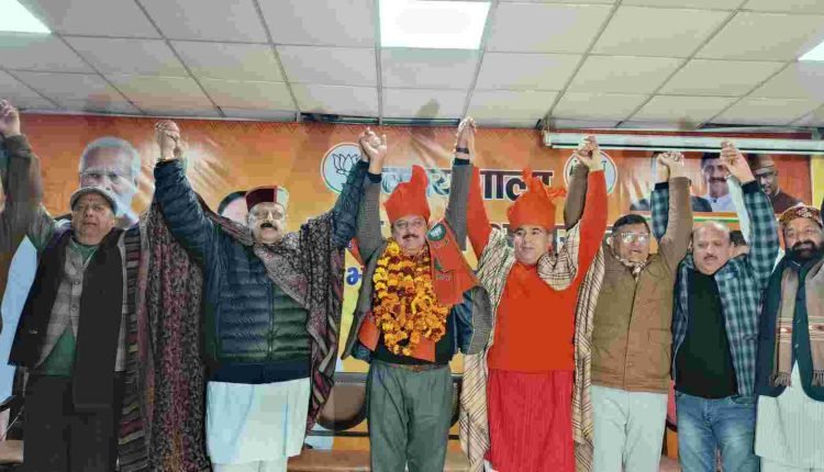 Big jolt to National Conference in Jammu region, top leaders join BJP