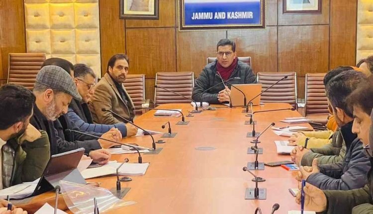 Secretary RDD wraps up meetings on MGNREGA Convergence and AAP in Kashmir