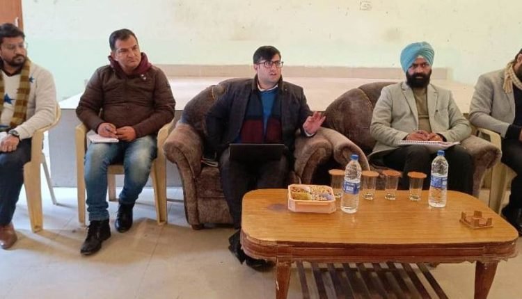 DC Samba spearheads Block Diwas outreach program at Vijaypur