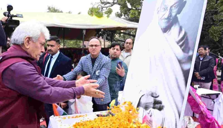 Lt Governor pays tributes to Mahatma Gandhi on his Punyatithi