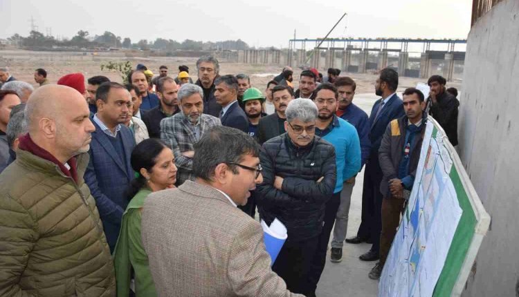 Chief Secretary visits Tawi Riverfront Development project site