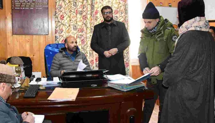 Rs 21500 fine imposed on erring FBOs at Ganderbal
