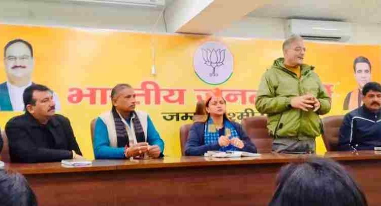 Congress will soon become mere history: Kavinder