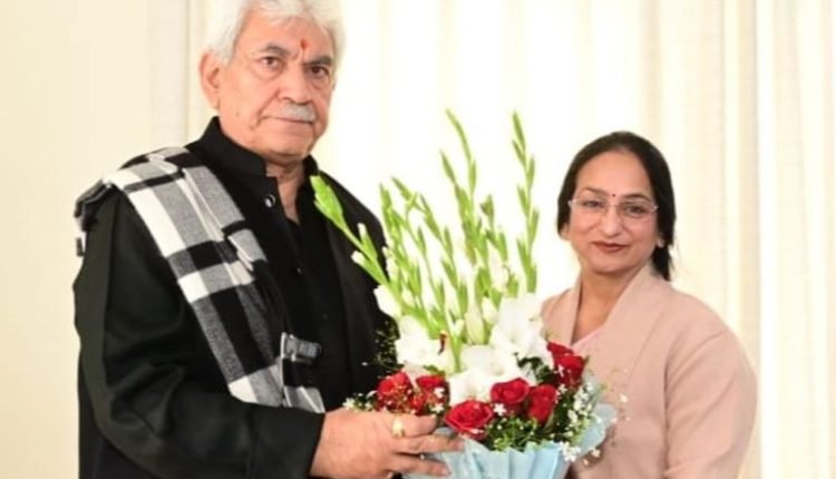 Principal Padma Shri Padma Sachdev Government Women College calls on Lt Governor