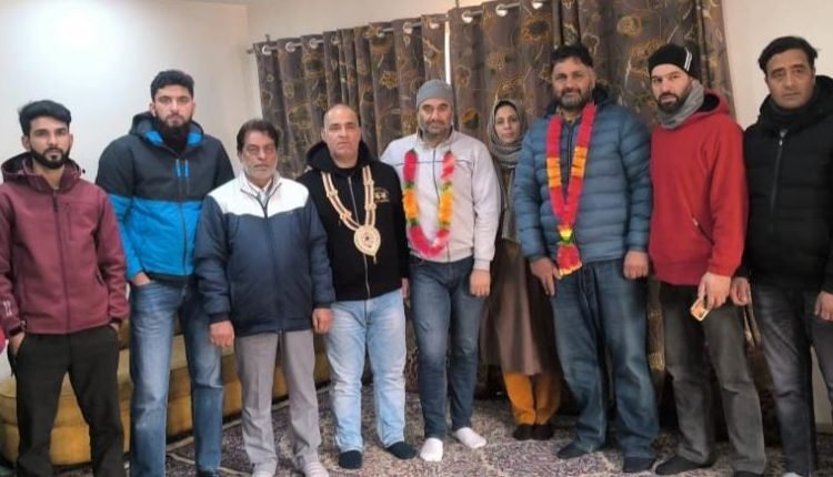 Nature Enthusiast Muzaffar Mir to Lead Mountaineering Association in Srinagar