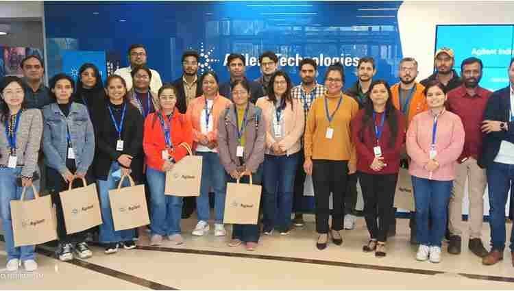 CUJ Students Gets Hands-On Training in the Latest CGH Microarrays Technologies