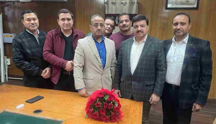 Chamber of Commerce Delegation Advocates for Development Initiatives in Jammu During Meeting with VC JDA, Sh. Bhawani Singh Rakhwal