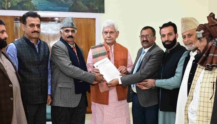 Delegations of Goswami Guru Nabha Dass Samaj Kalyan Parishad, Gujjar Bakerwal Conference call on Lt Governor