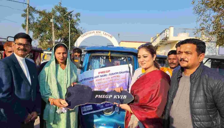 Chairperson KVIB Dr. Hina Shafi Bhat chairs awareness camp at Palli