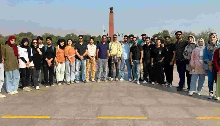Chinar Corps' Educational Tour: Fostering Cross-Cultural Understanding Among Kashmir University Students